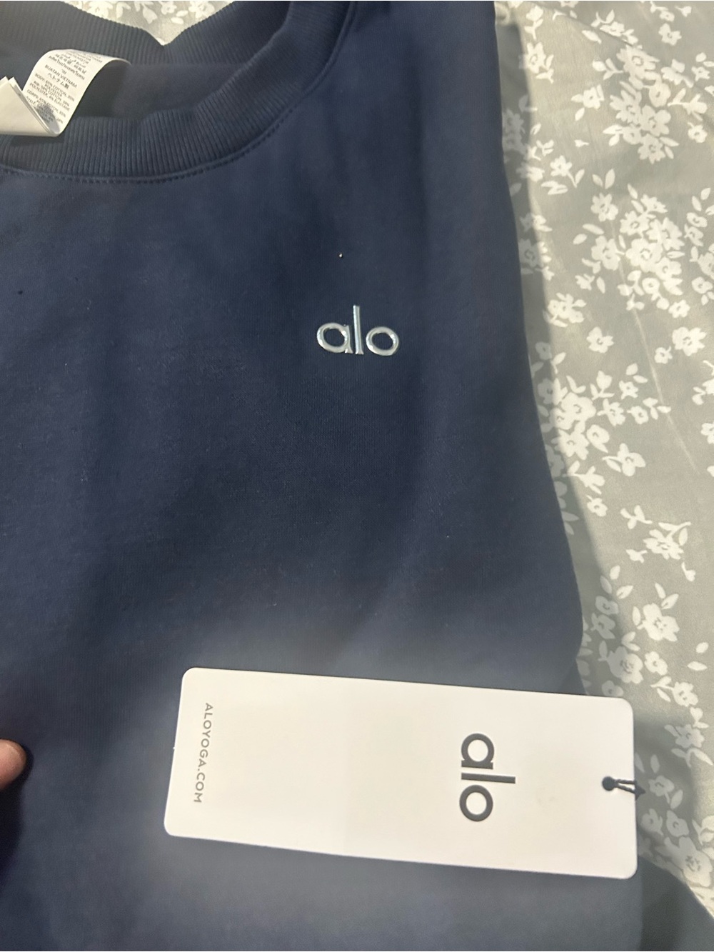 ALO Yoga Men's Navy Blue Crewneck Sweatshirt